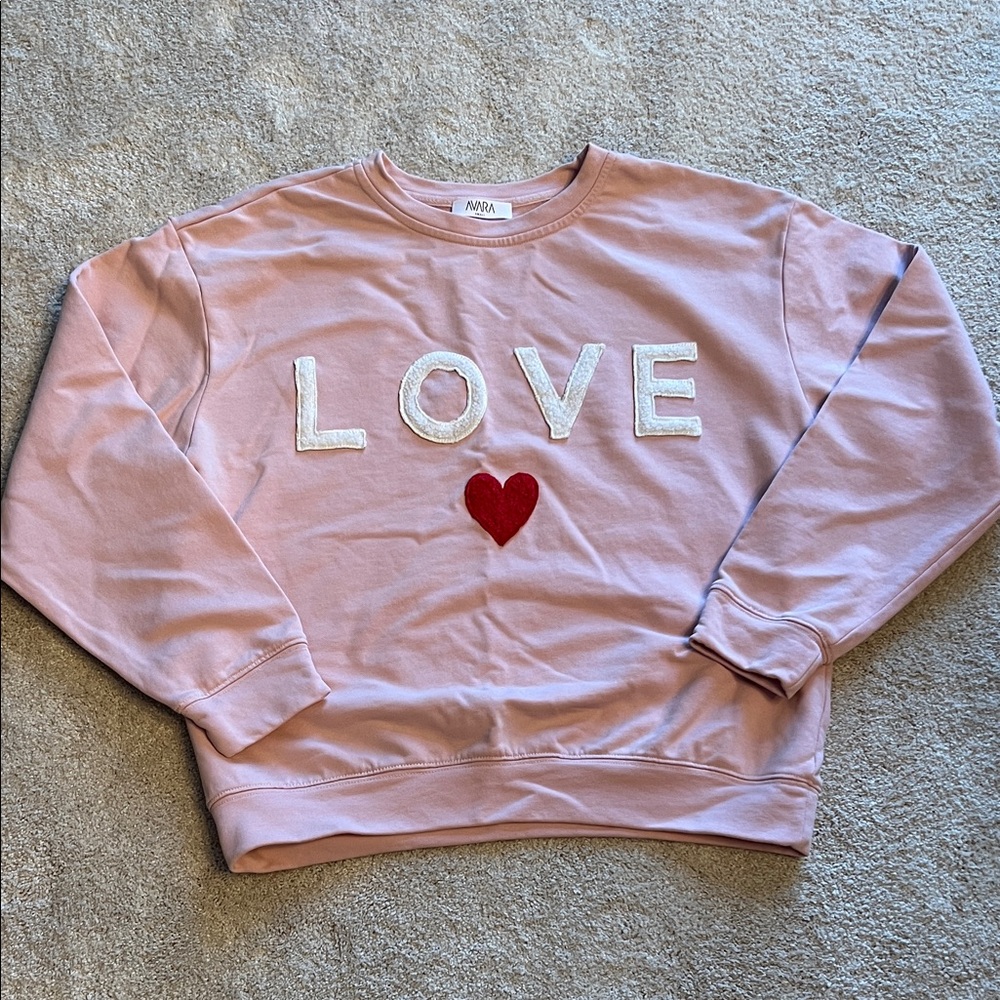 Avara Pink Love Sweatshirt